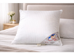 Bacio Pillow 60 x 60 Soft